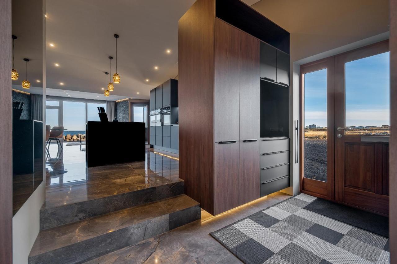 Bay View Apartments Gardur Kültér fotó