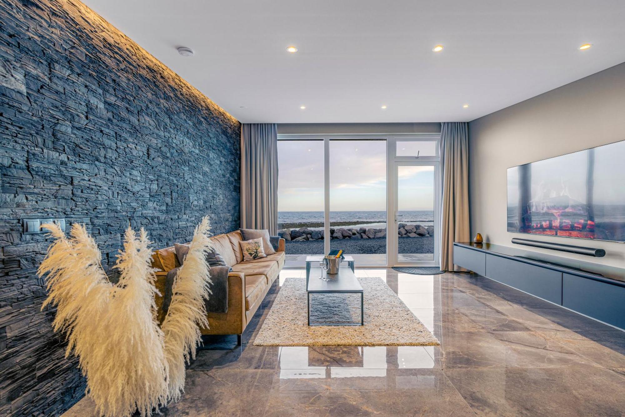 Bay View Apartments Gardur Kültér fotó